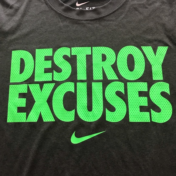 Nike Dri Fit - Picture 3 of 3